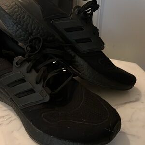 Adidas Ultraboost 21 Men's Athletic Triple Black Size 9